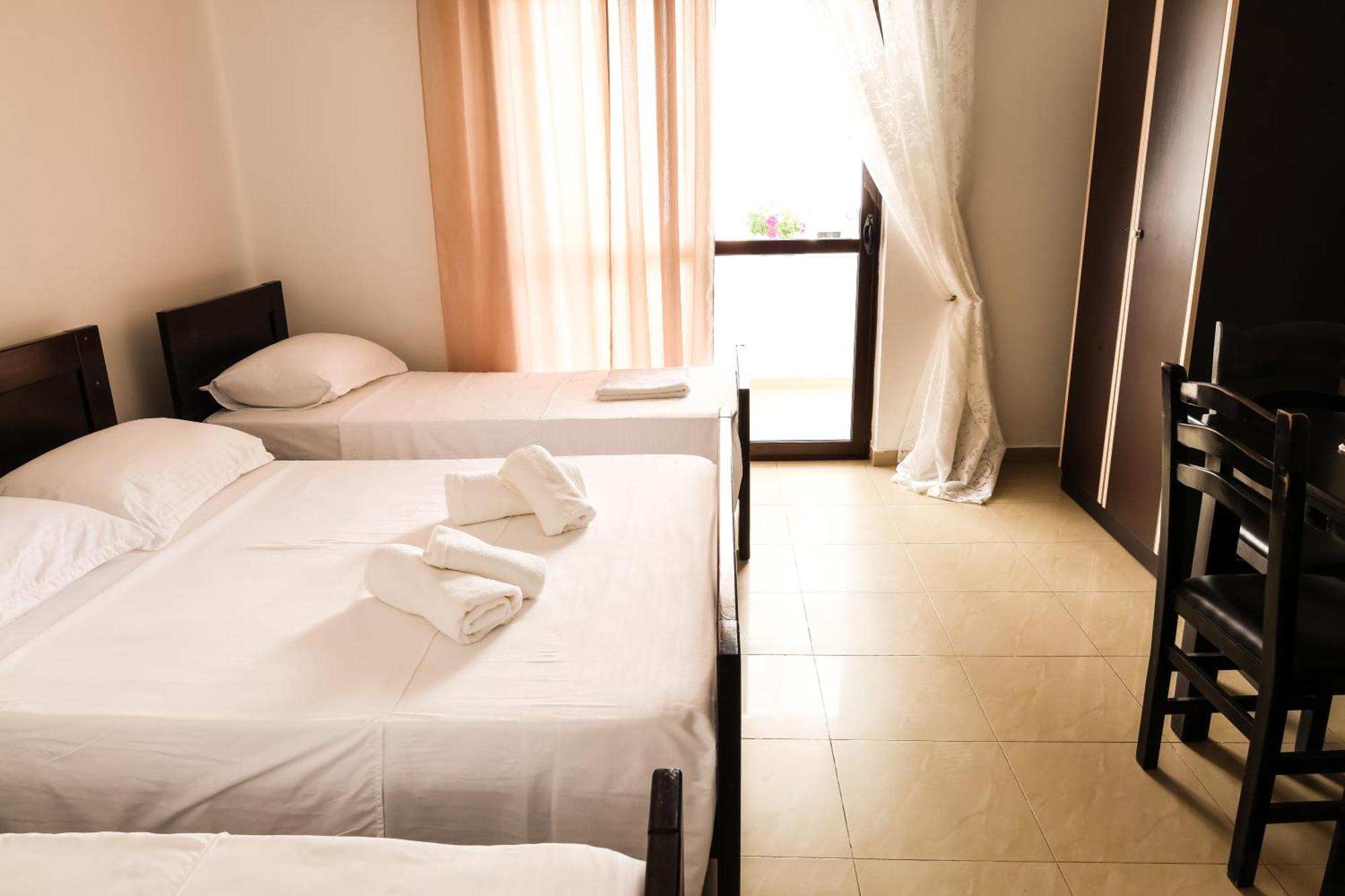 Vila Zhiti Durres Luaran gambar